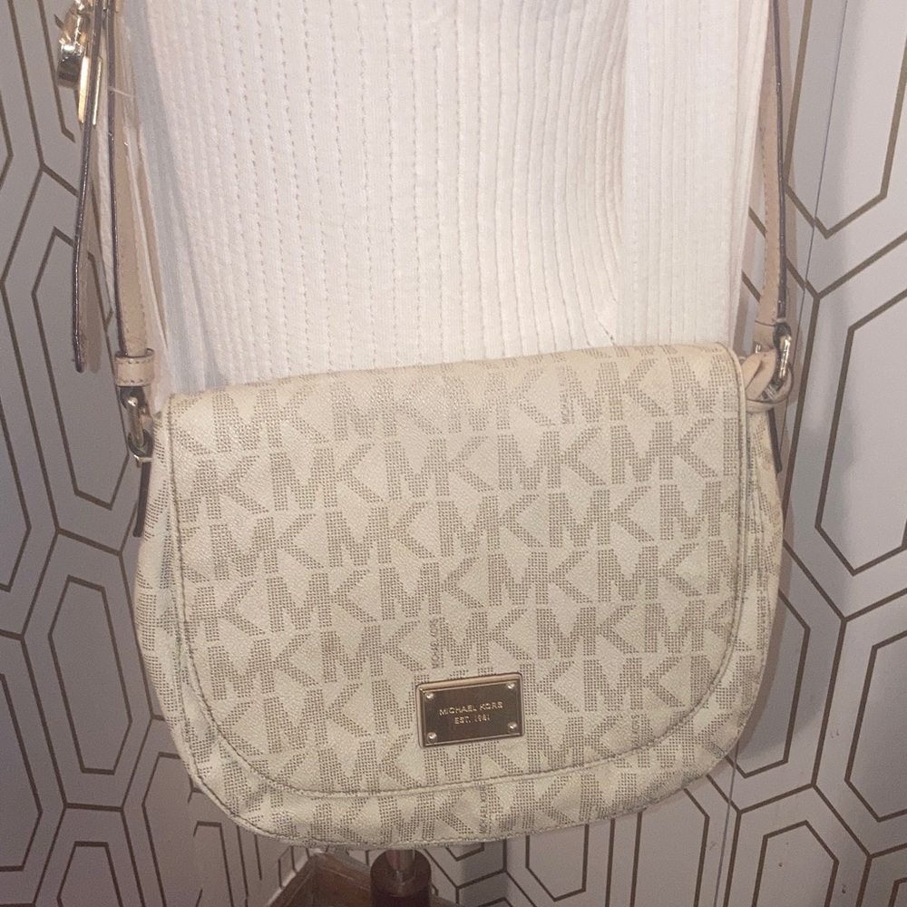 Authentic Michael Kors EMILIA Beige Crossbody Bag with Logo Pattern
